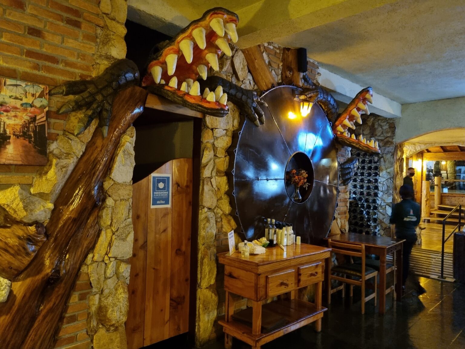 Restaurante Krokodillo Chapinha na Mala